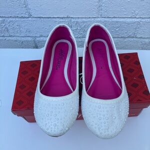 HOTCAKES White Shoes